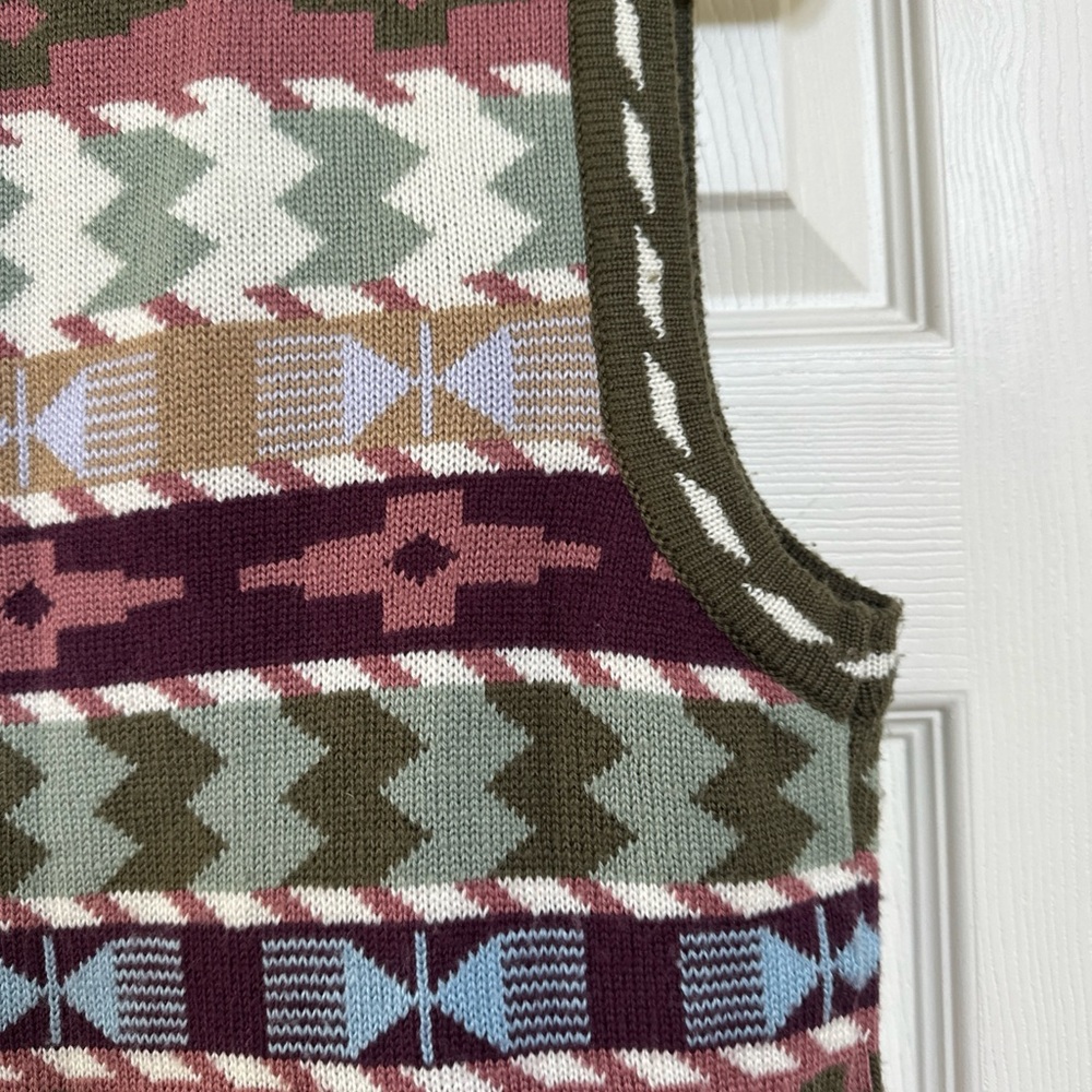 Koret vintage button front Olive and pink Knit Vest small - Picture 4 of 4